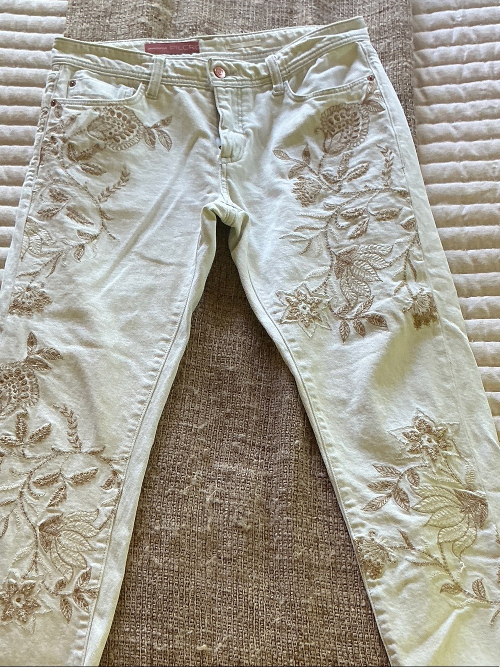 Embellished Floral Embroidered Jeans - Light Washed Blue-Greenish Denim